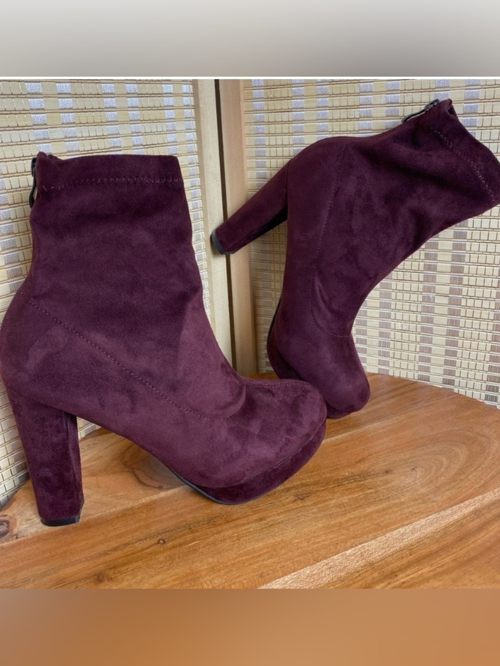 Catherine Malandrino Woman’s 7.5 Ankle Sock Boots Soft Suede Maroon Chic